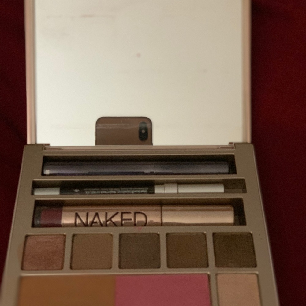 Urban Decay Naked on the Run